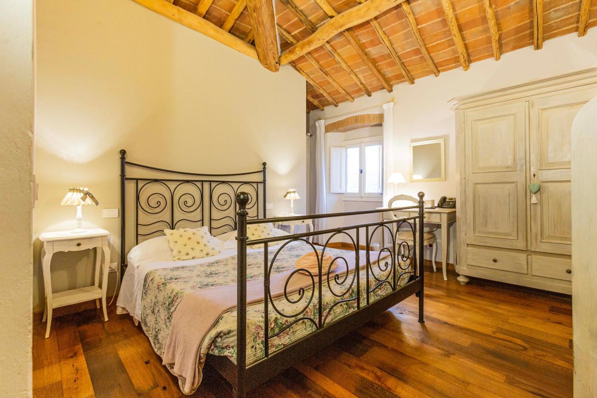 Agriturismo Fattoria Lavacchio Понтассьеве Номер фото